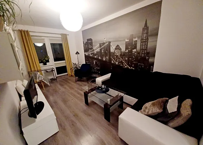 Miedzy Miastem A Natura Niebieski Zakatek