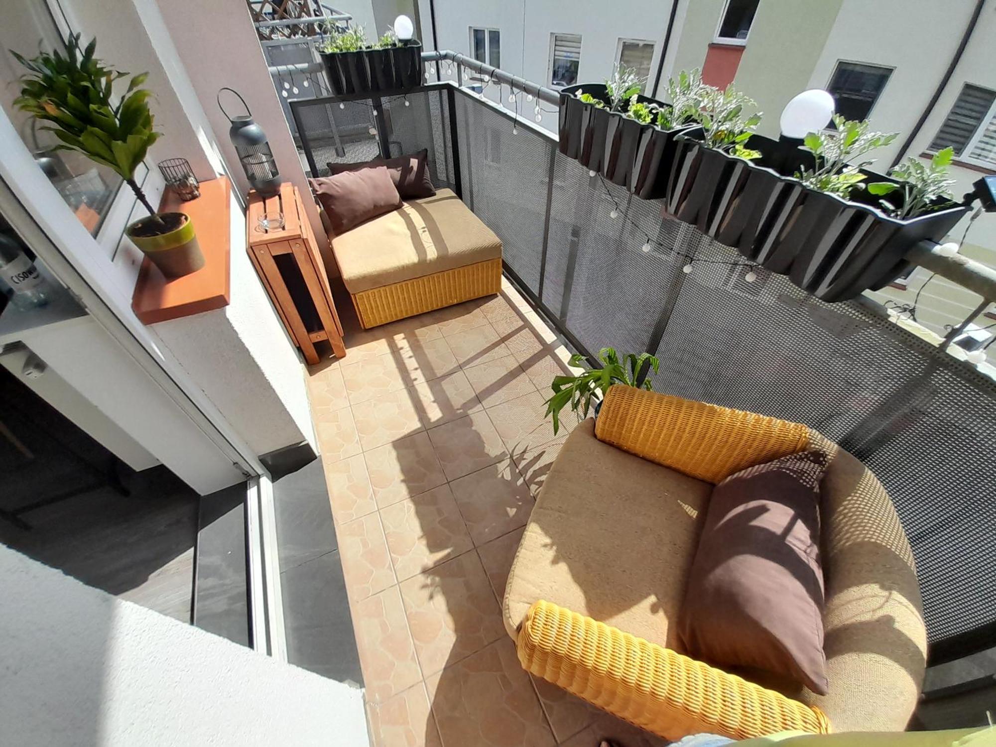 Miedzy Miastem A Natura Niebieski Zakatek Apartment